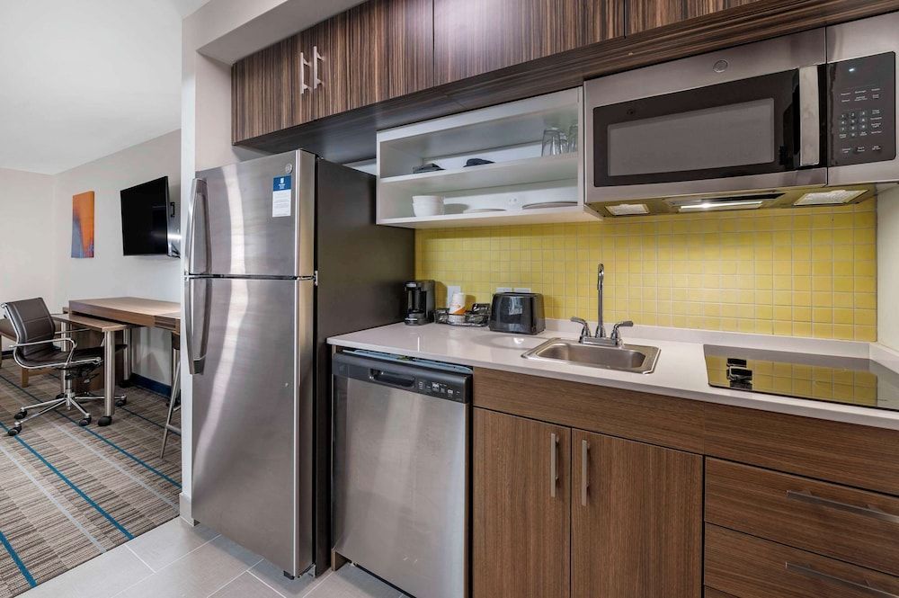 MainStay Suites Georgetown Lexington North 1