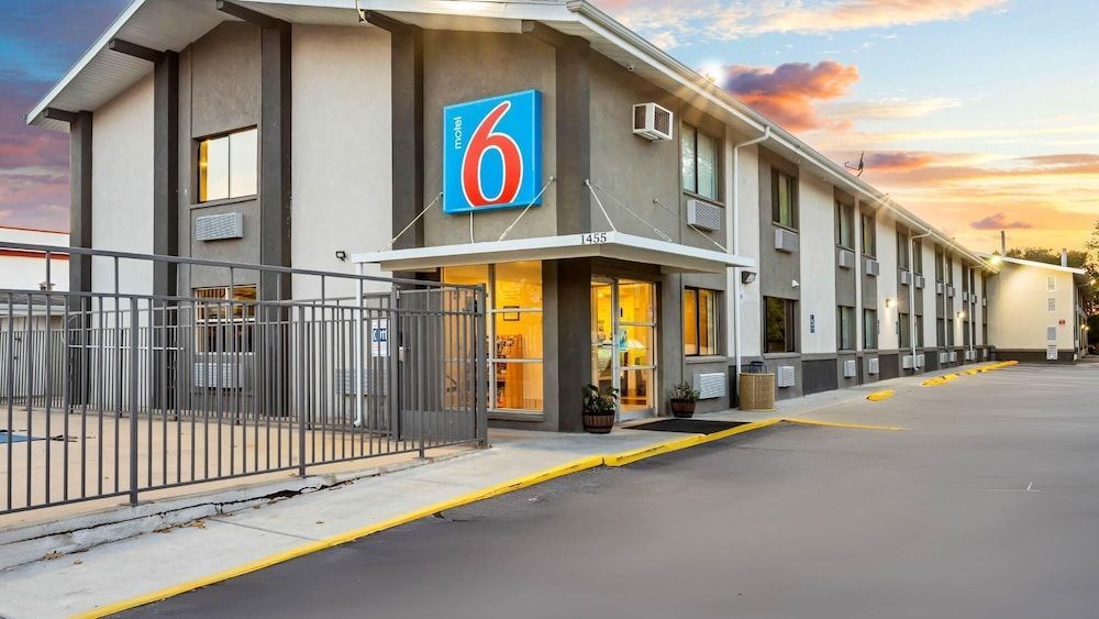 Motel 6 Ogden, UT- Downtown 1