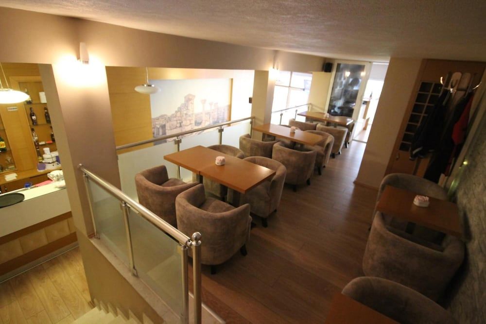 Hotel Bylis 2