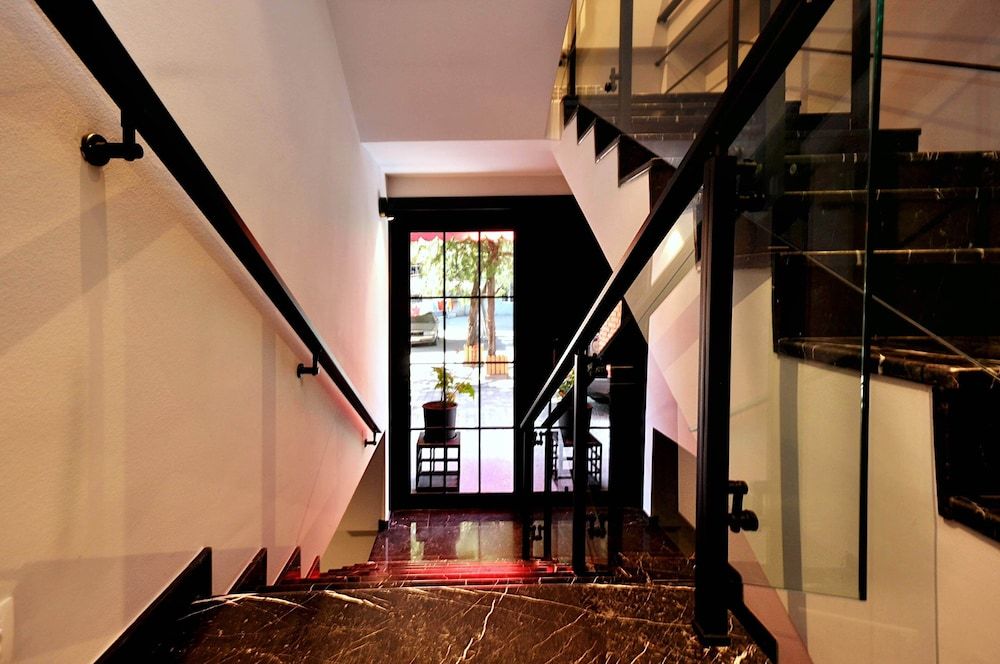 Elle Boutique Hotel 2