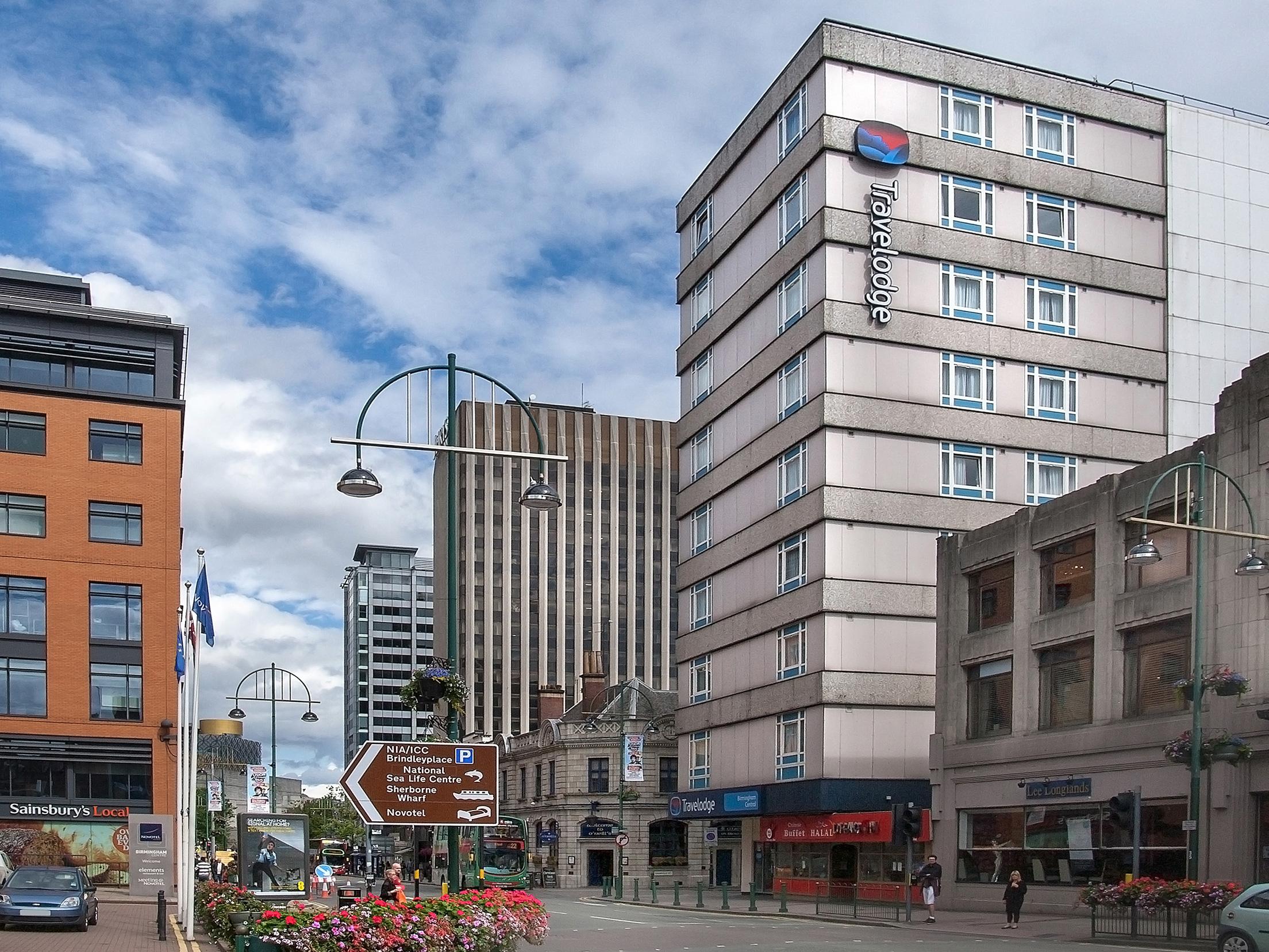 Travelodge Birmingham Central 2