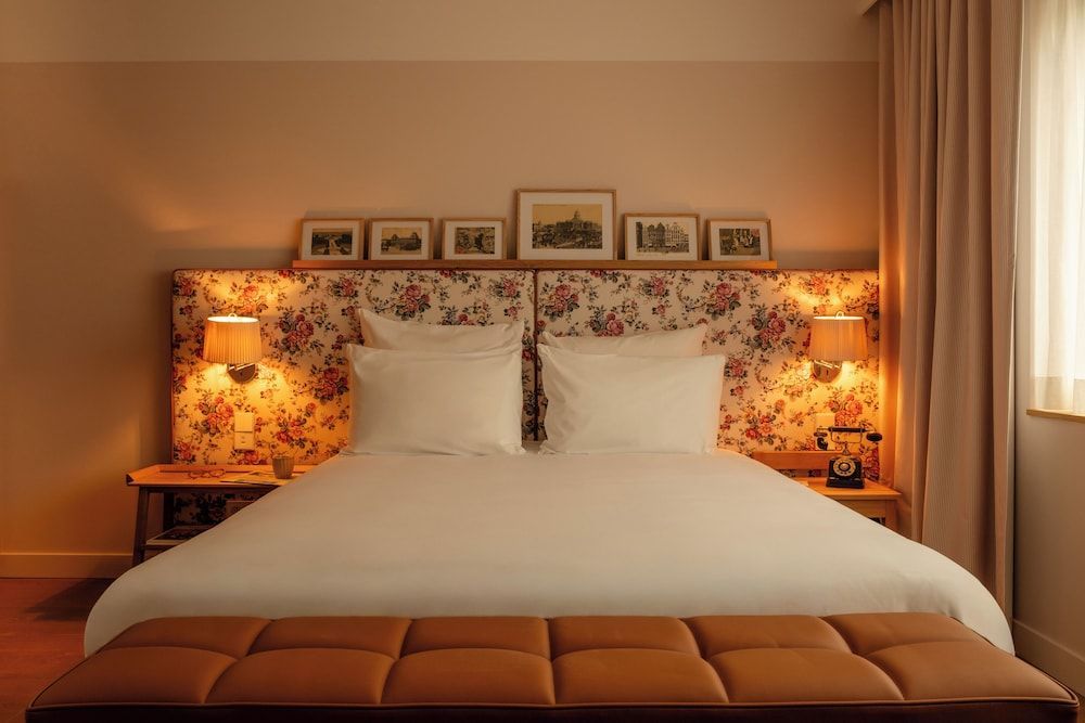 9Hotel Chelton 1