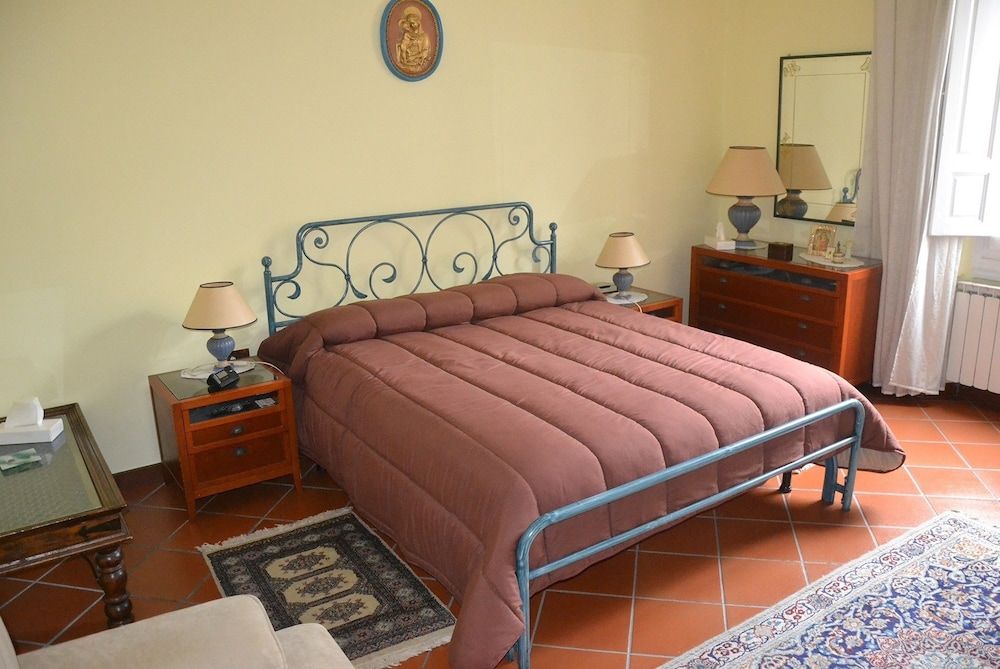 La Rosa Di Firenze B&B 1