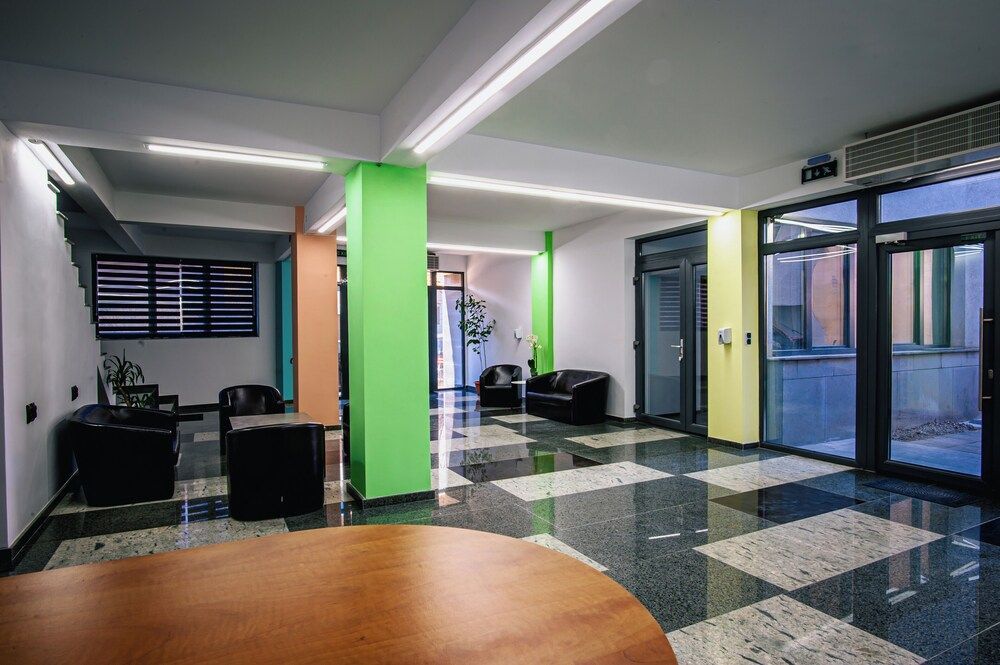 Colors Residence 1