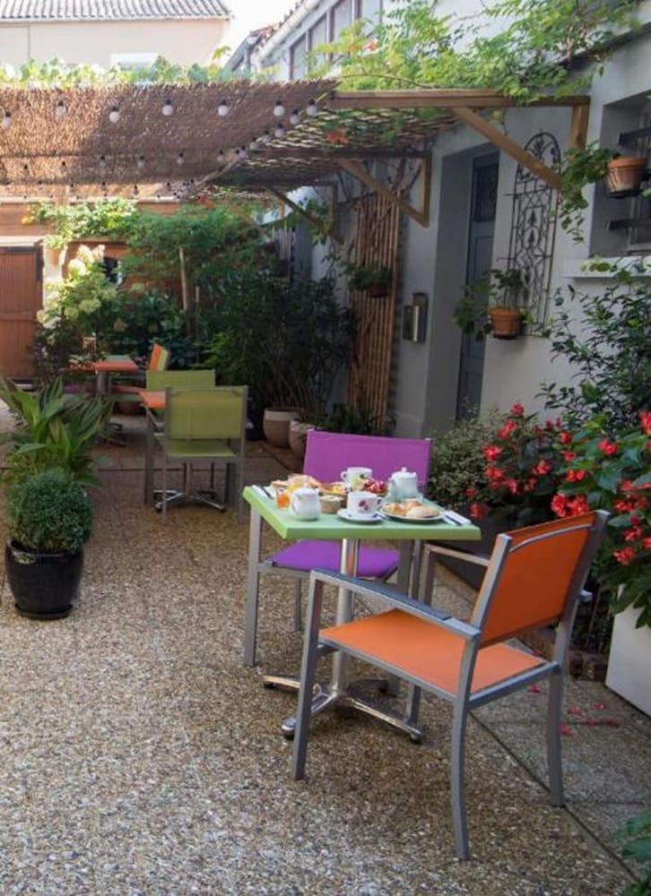 Sure Hotel by Best Western Angouleme 1