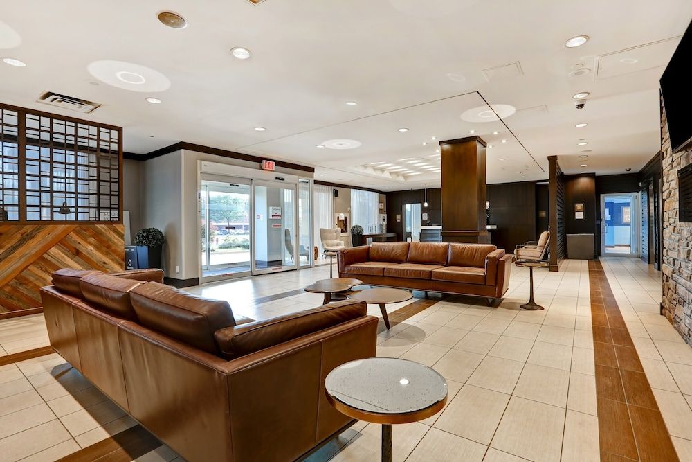 Four Points by Sheraton Toronto Mississauga 2