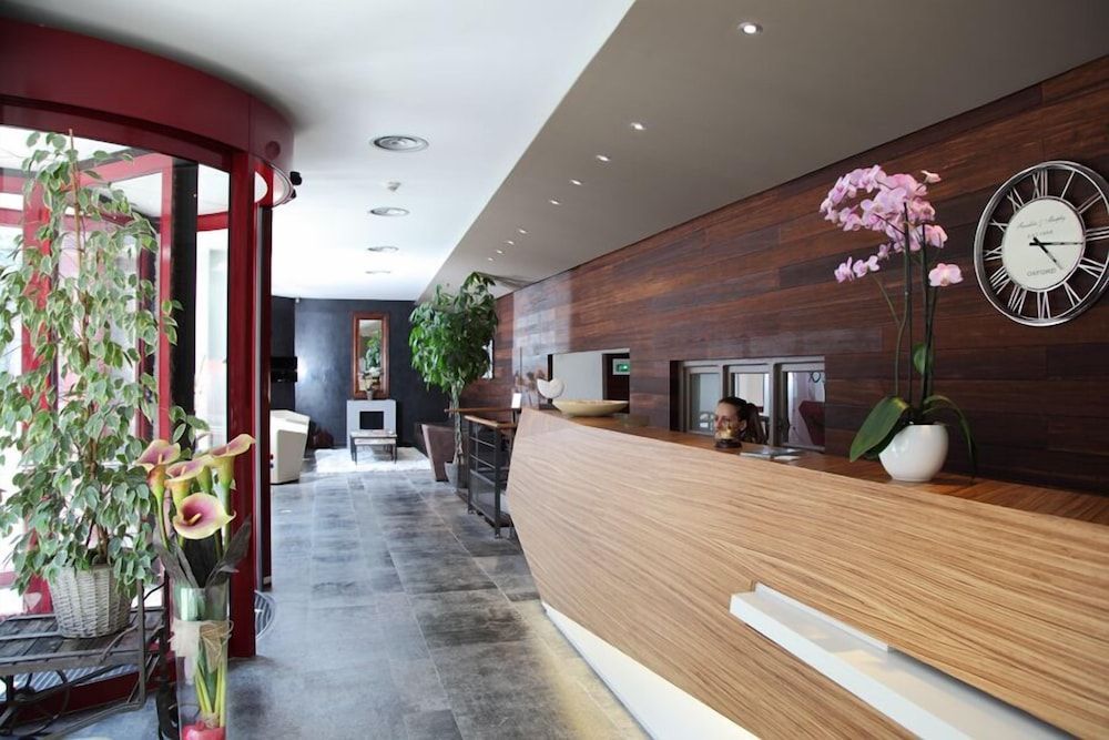 Domaine Riberach - Hotel 4 - Restaurant gastronomique - Spa - Piscine - Vignoble 2