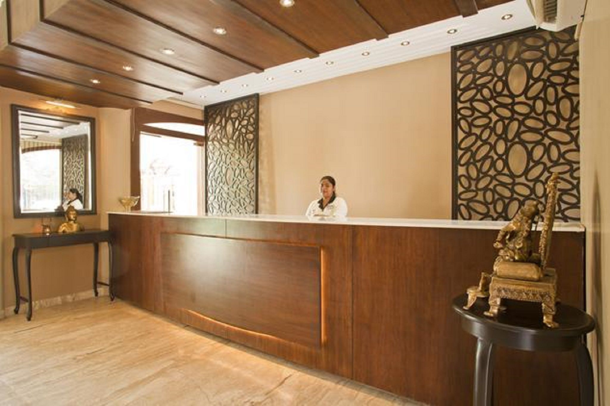 Sukhmantra Resort and Spa 2