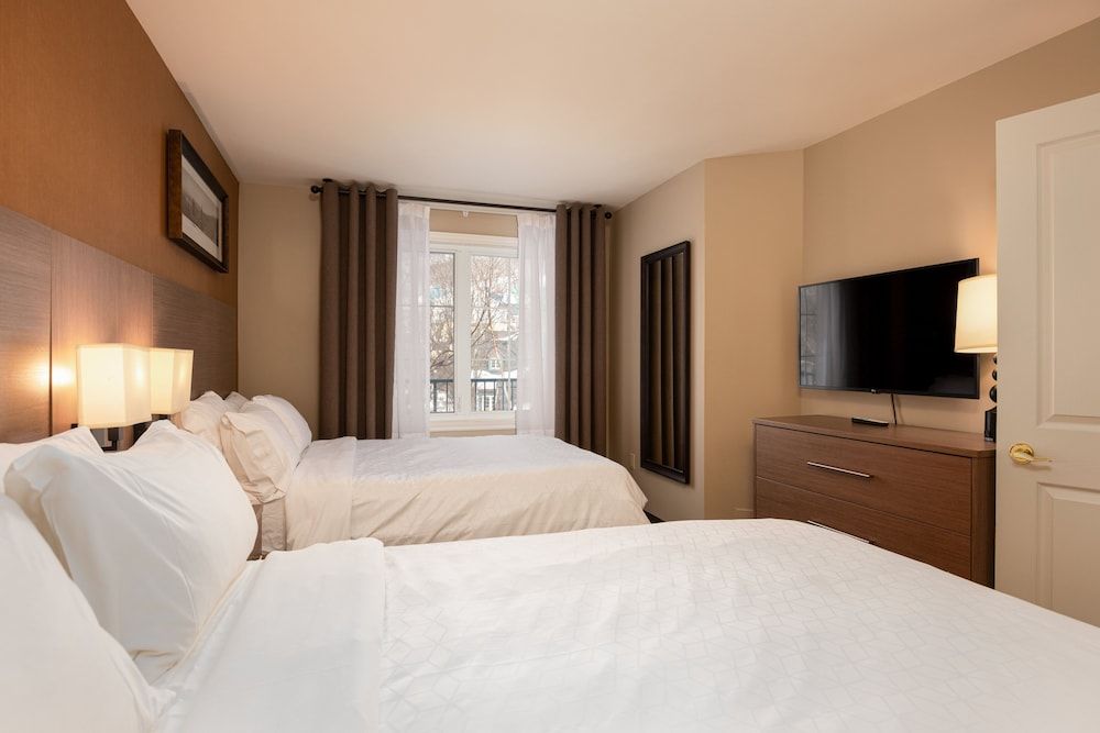 Holiday Inn Express & Suites TREMBLANT by IHG 1