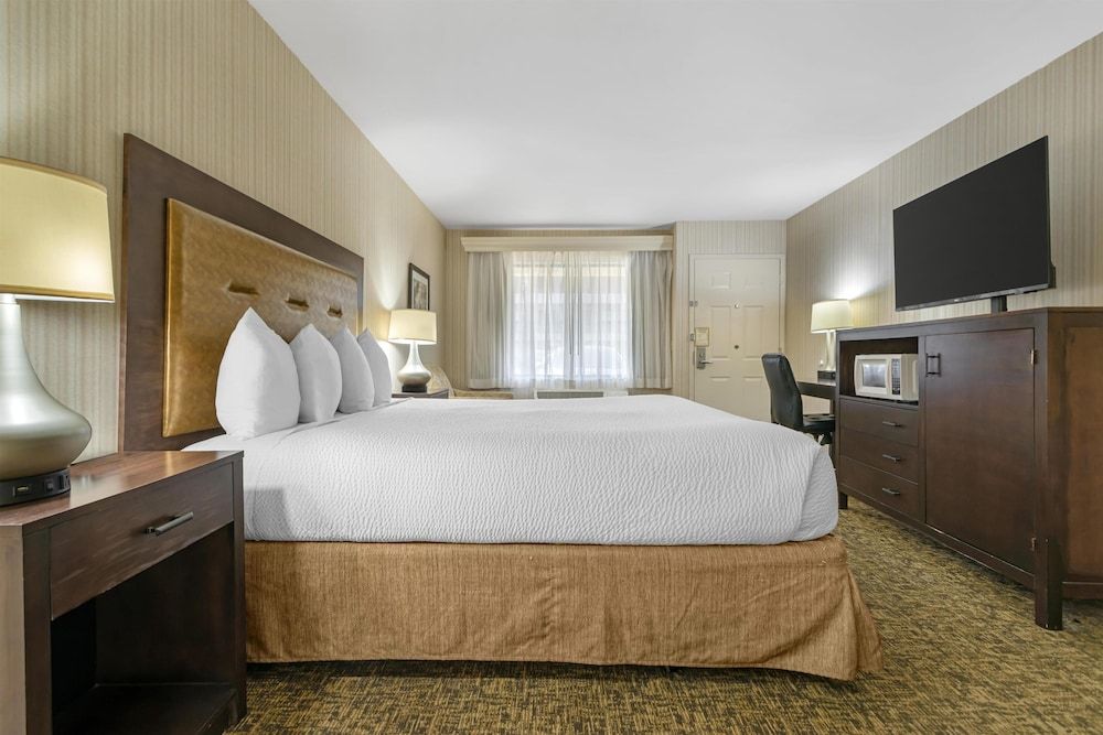 Best Western Plus Big America 2