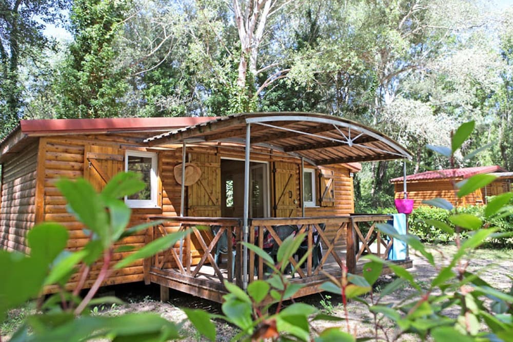 Camping Domaine du Petit Lac 1