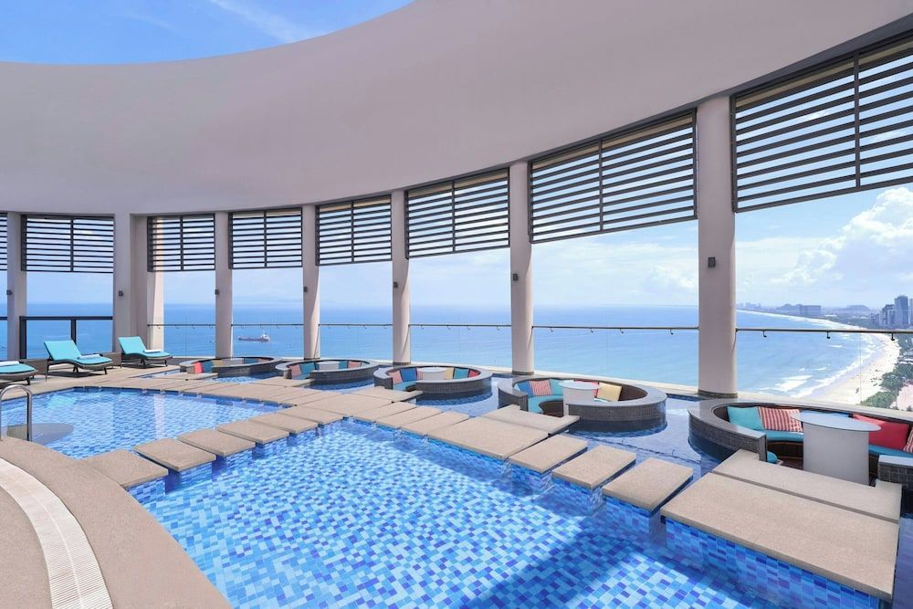 Four Points by Sheraton Danang 1
