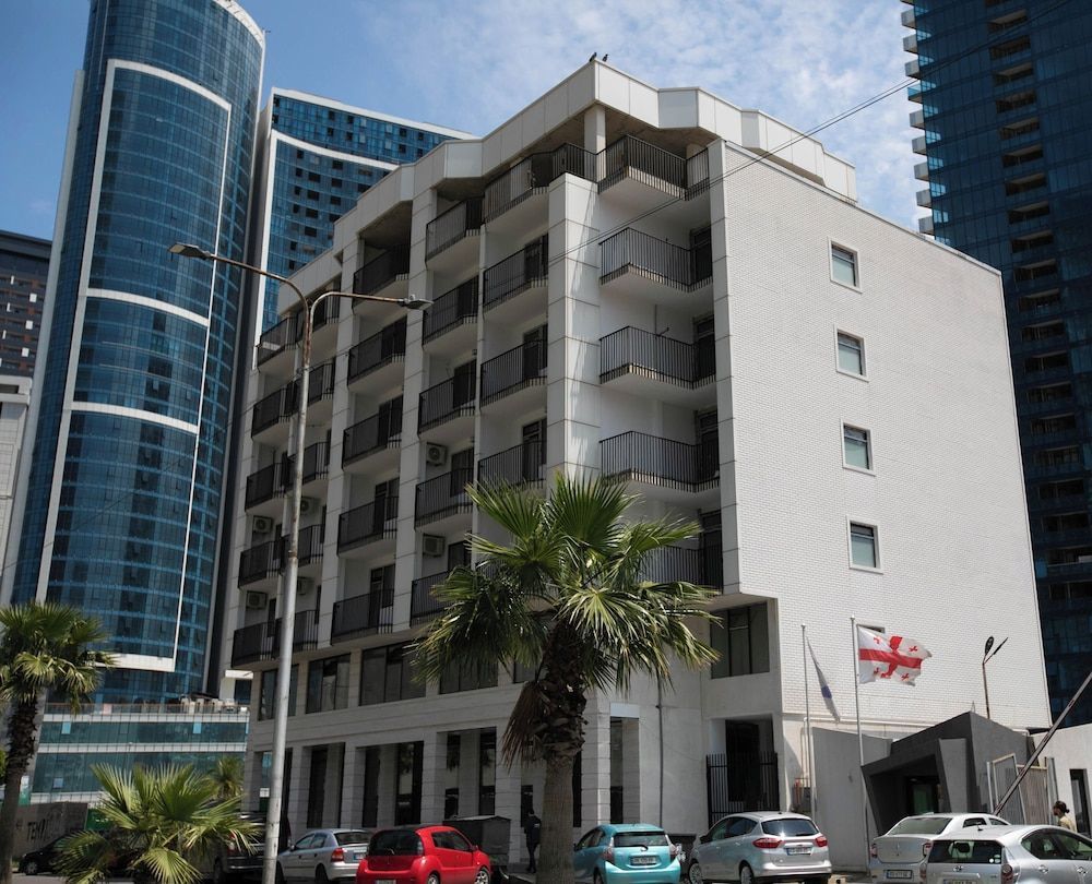 Hotel Adeli 1