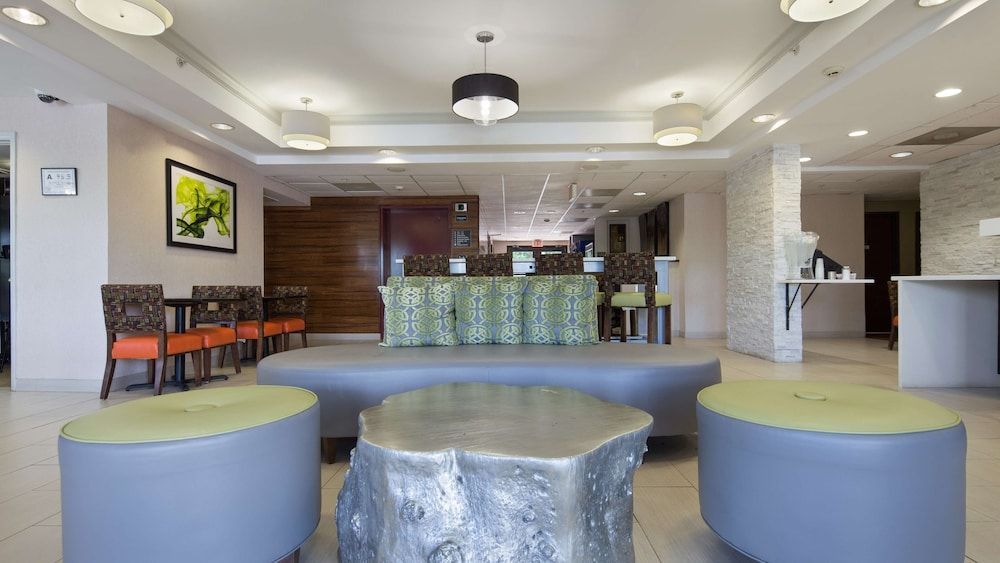 Best Western Plus Huntersville 2