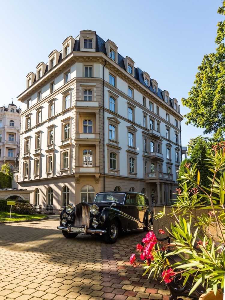 Bristol Kralovska Vila 1