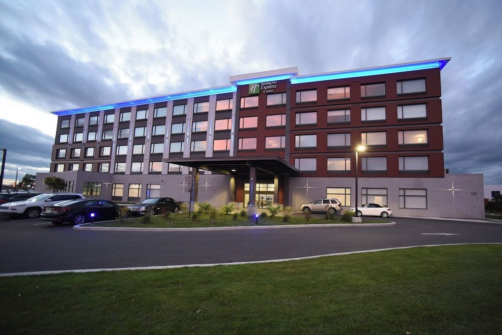 Holiday Inn Express & Suites GATINEAU - OTTAWA by IHG 1