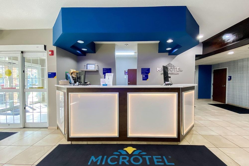 Microtel Inn & Suites by Wyndham Columbia 2