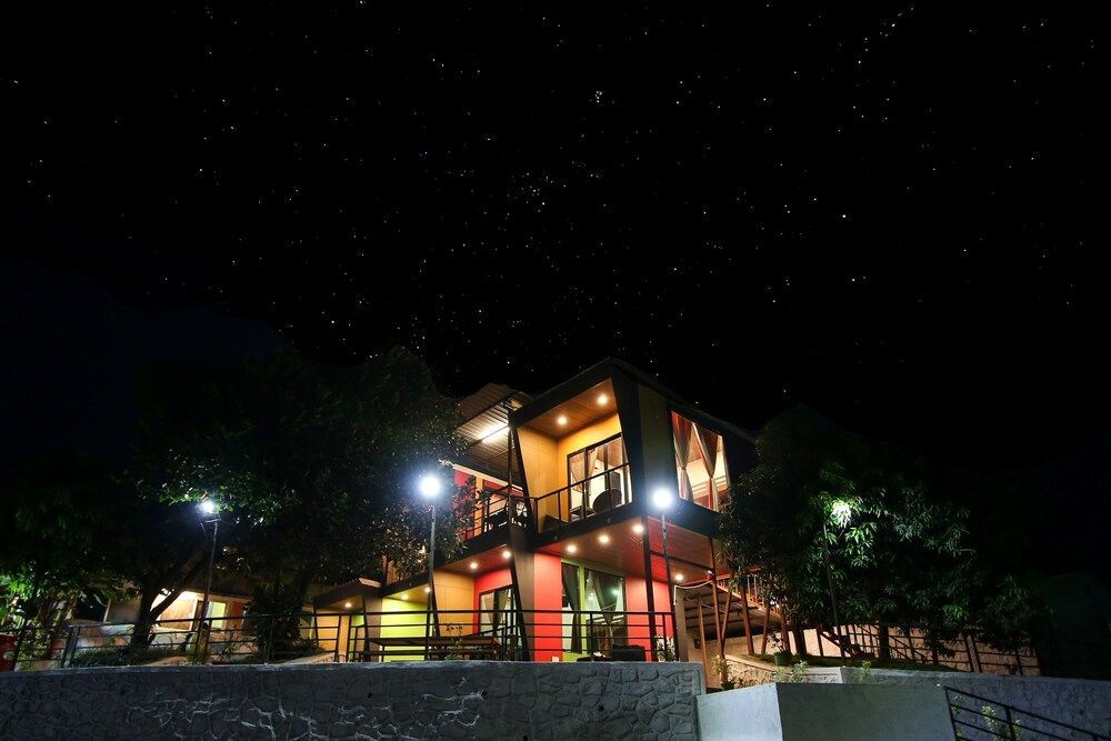 The Bob house 1