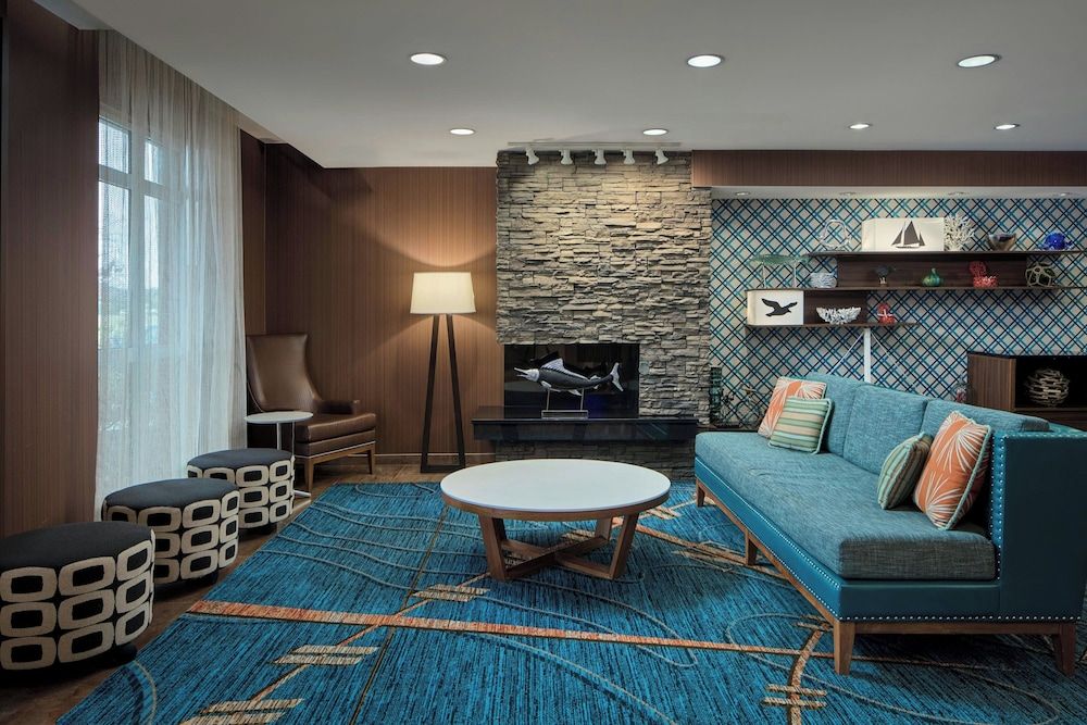 Fairfield Inn & Suites by Marriott Easton 2