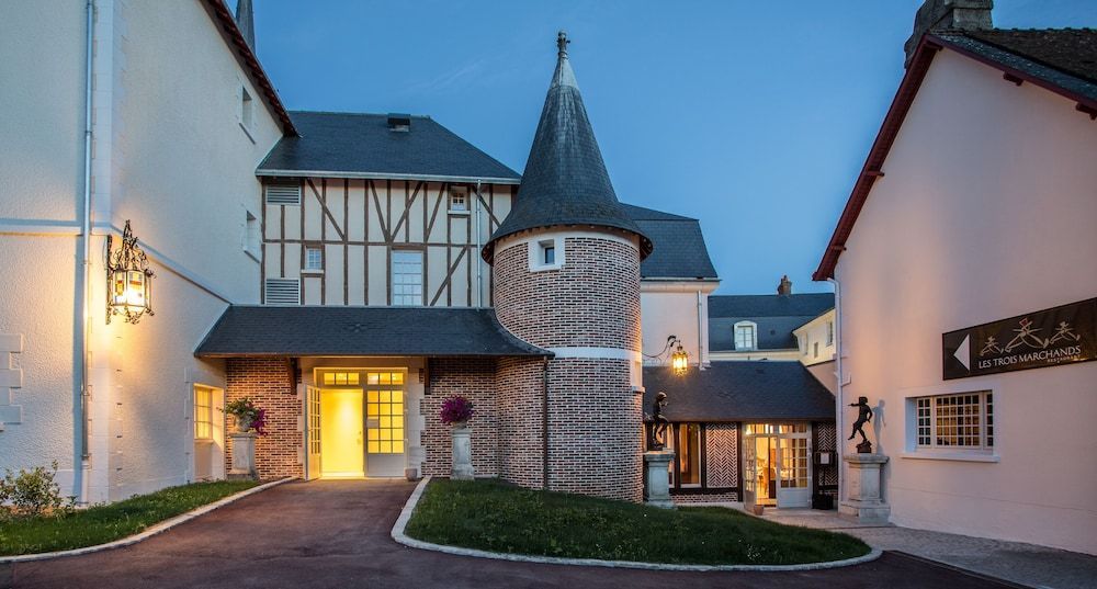 Relais des Trois Châteaux Hôtel-Restaurant - Teritoria 1