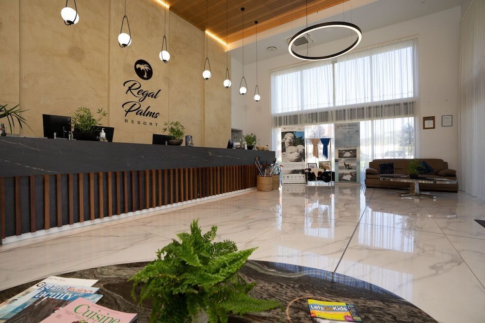Regal Palms Resort 2