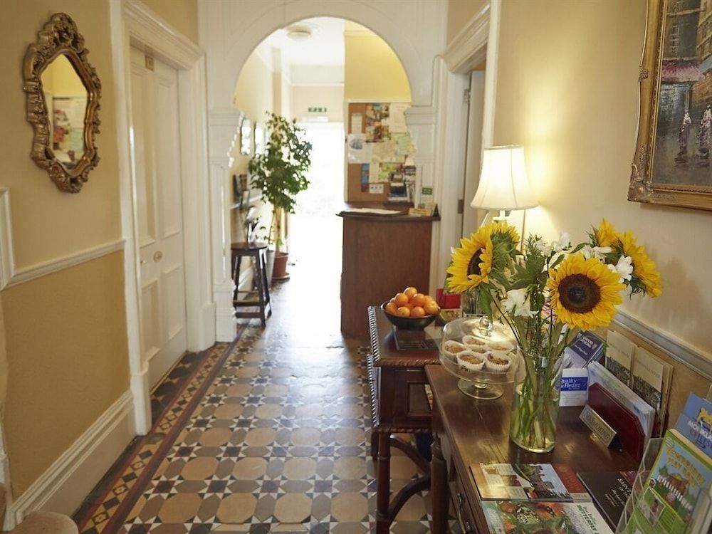 Somerville House 2
