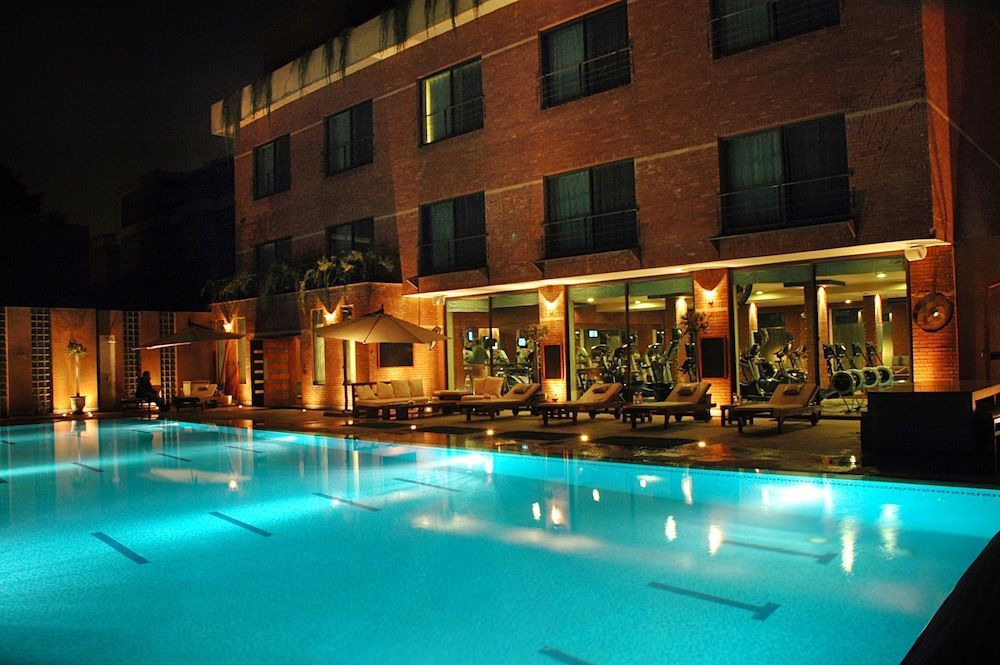 The Residency Hotel 1