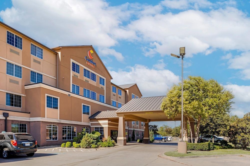Comfort Suites Waco North - Near University Area 1