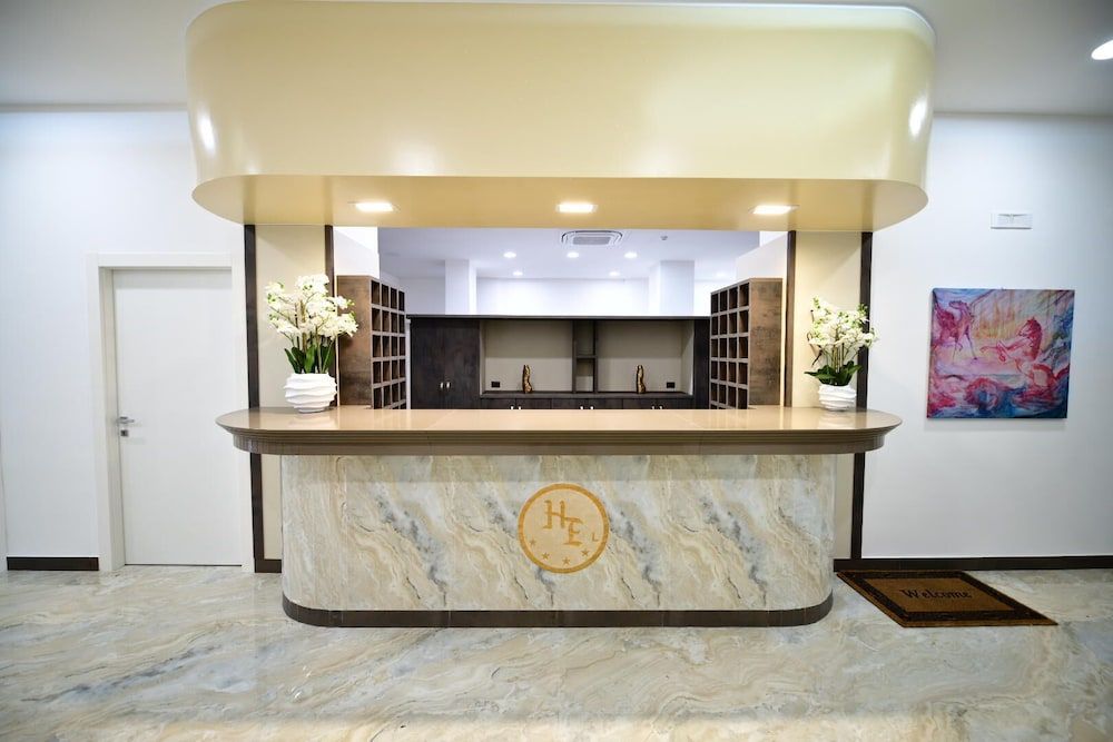 HOTEL EBOLI 2