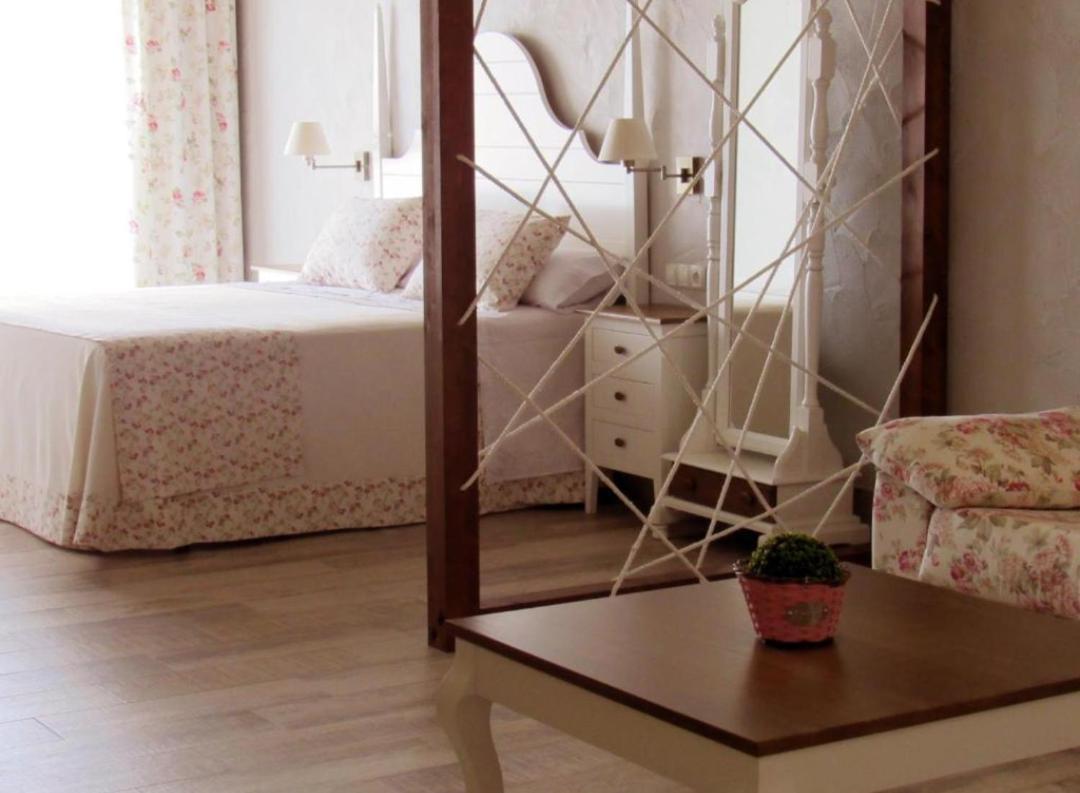 Suites BELLAHELLIN 1