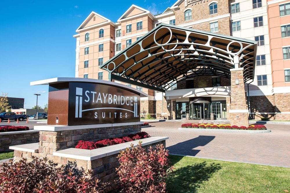 Staybridge Suites ALBANY WOLF RD-COLONIE CENTER by IHG 1