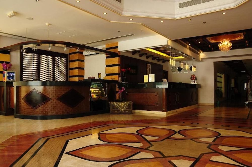 La Rosa Hotel By Brother International 1