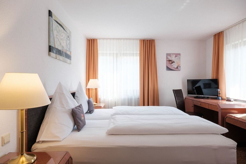 Hotel Flora Möhringen 1