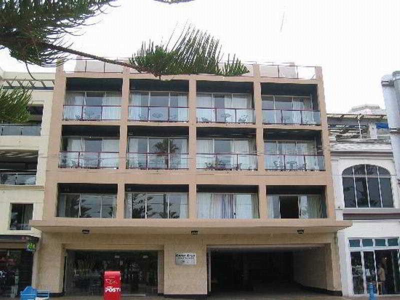 Coogee Sands Hotel & Apartments 2