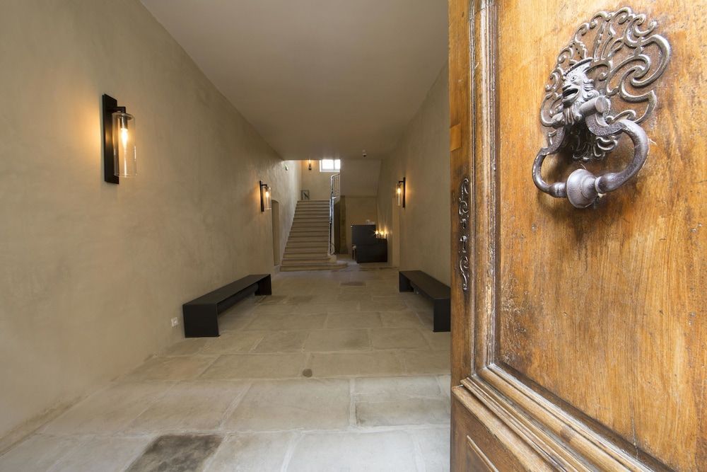 Hôtel de la Villeon 2
