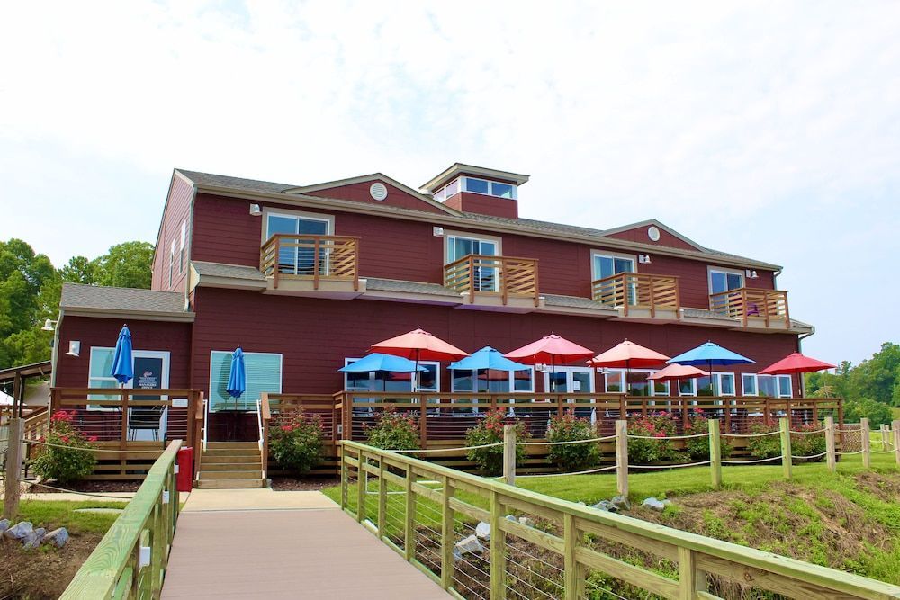 Surry Seafood Company 1