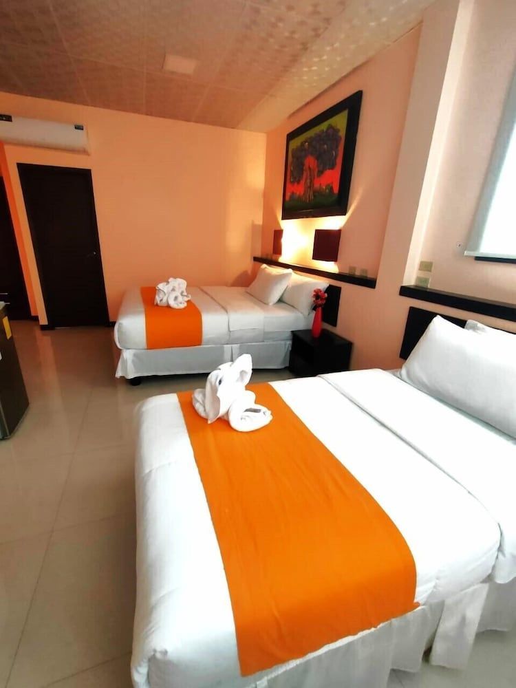 Hotel Los Algarrobos 1