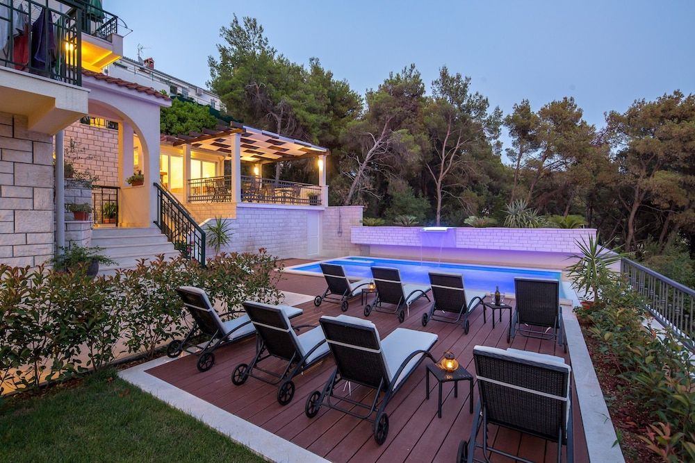 Villa Fani - Apartments in Trogir 1