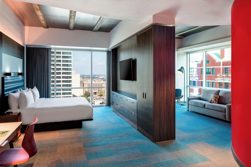 Aloft by Marriott Fort Worth Downtown 1