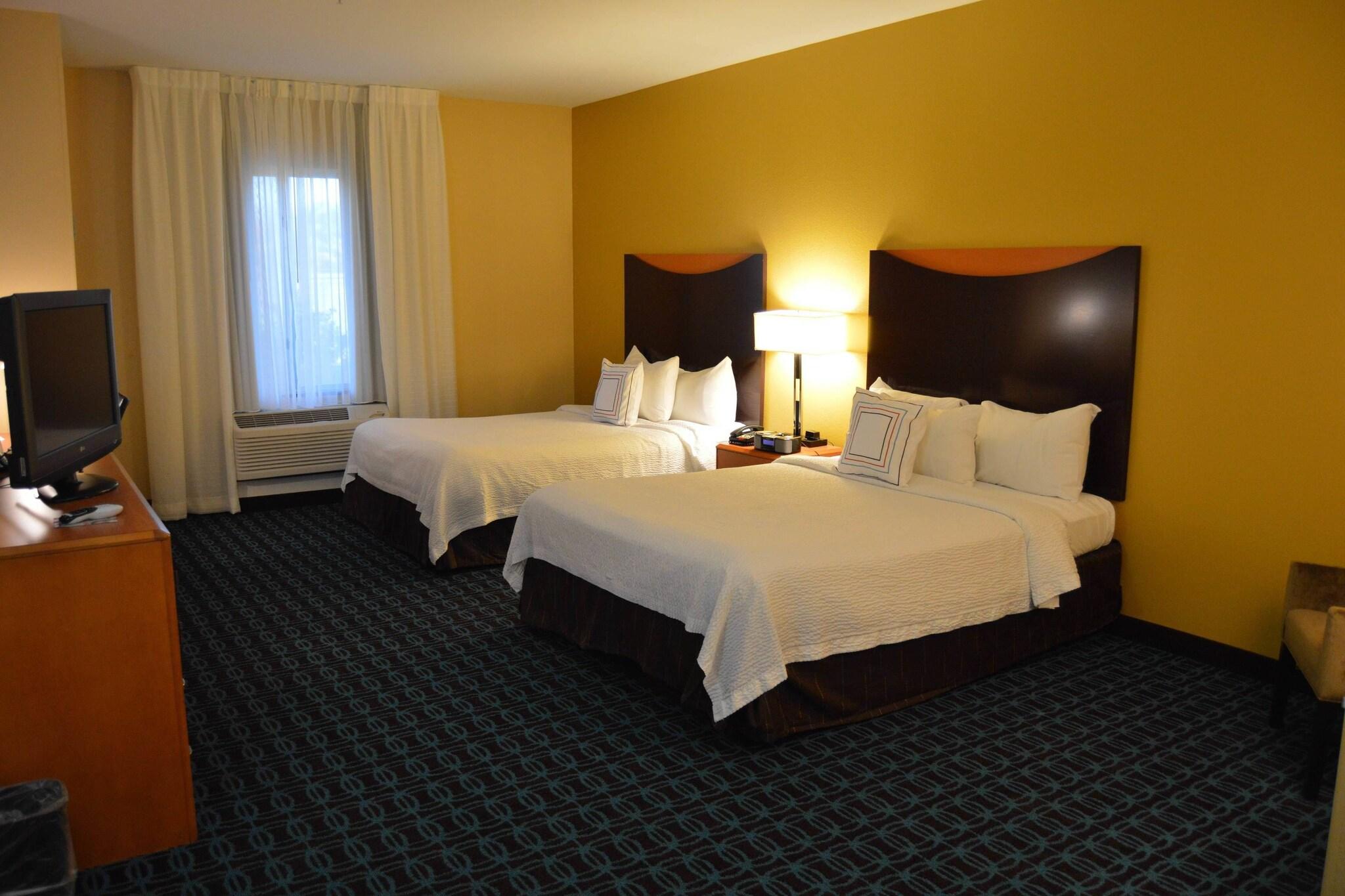 Fairfield Inn & Suites Houston Channelview 1