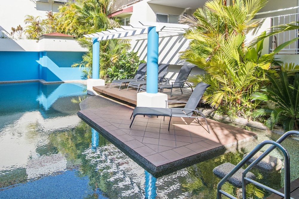 Macrossan House Boutique Holiday Apartments 1