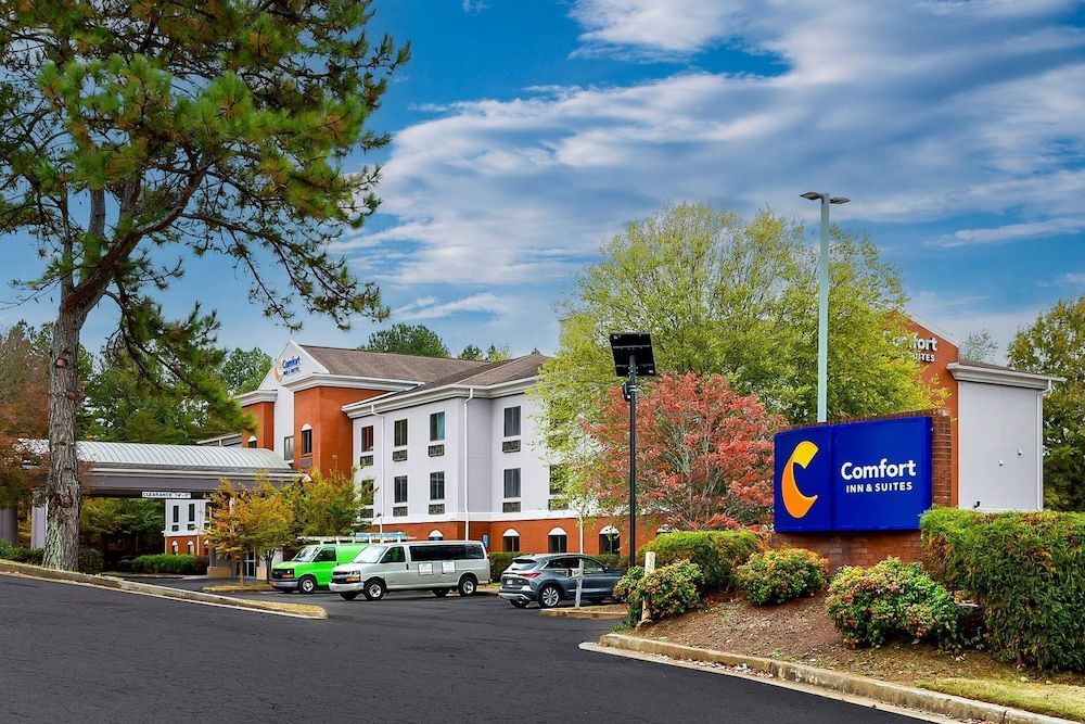 Comfort Inn & Suites Buford near Mall of Georgia 1