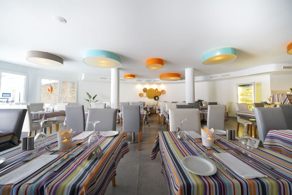 Aqua Suites 2