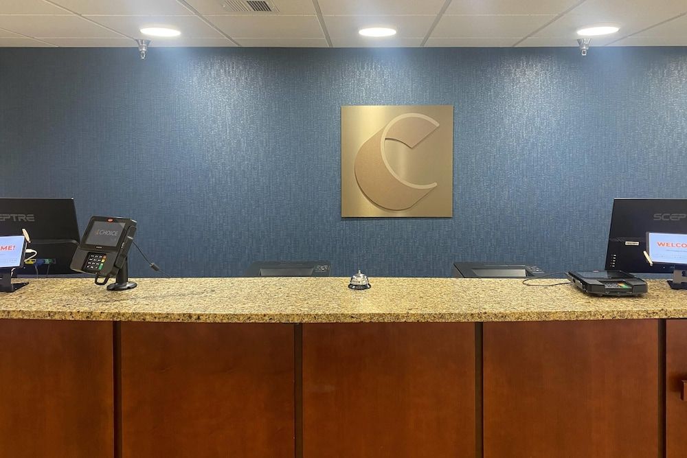 Comfort Inn & Suites Trussville I-59 Exit 141 2