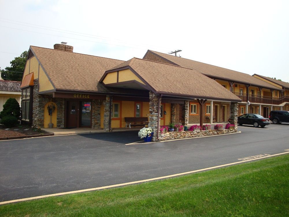 Soudersburg Inn & Suites Lancaster 1