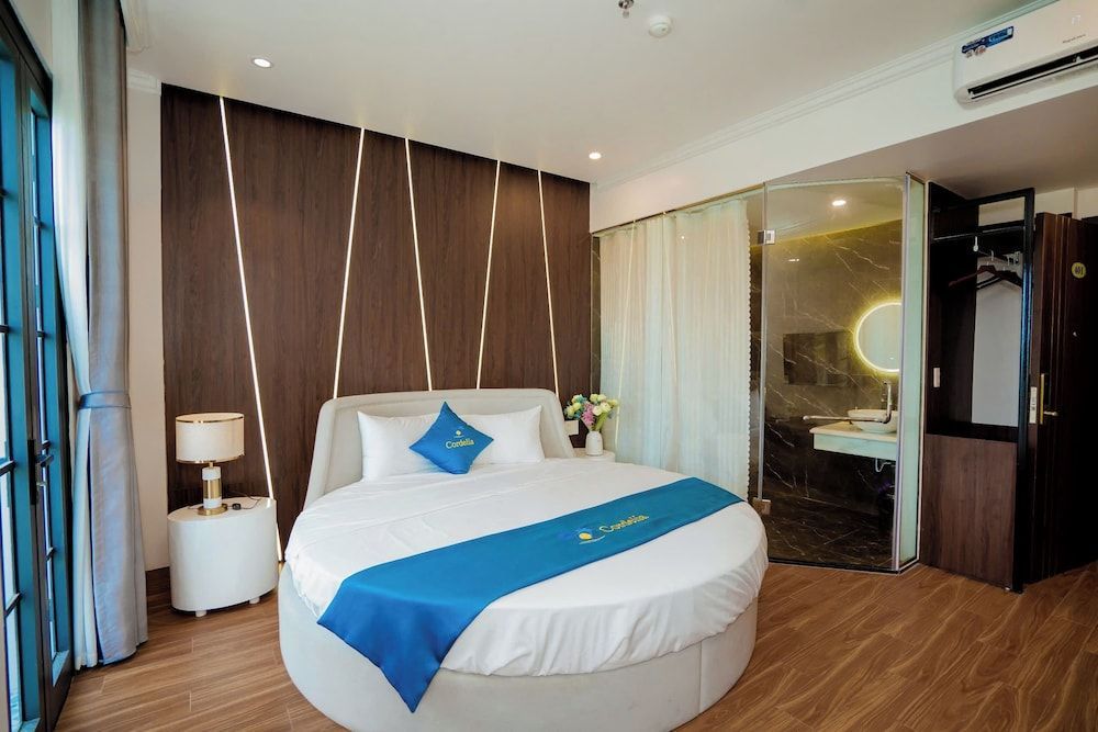 CORDELIA HA LONG Hotel 1