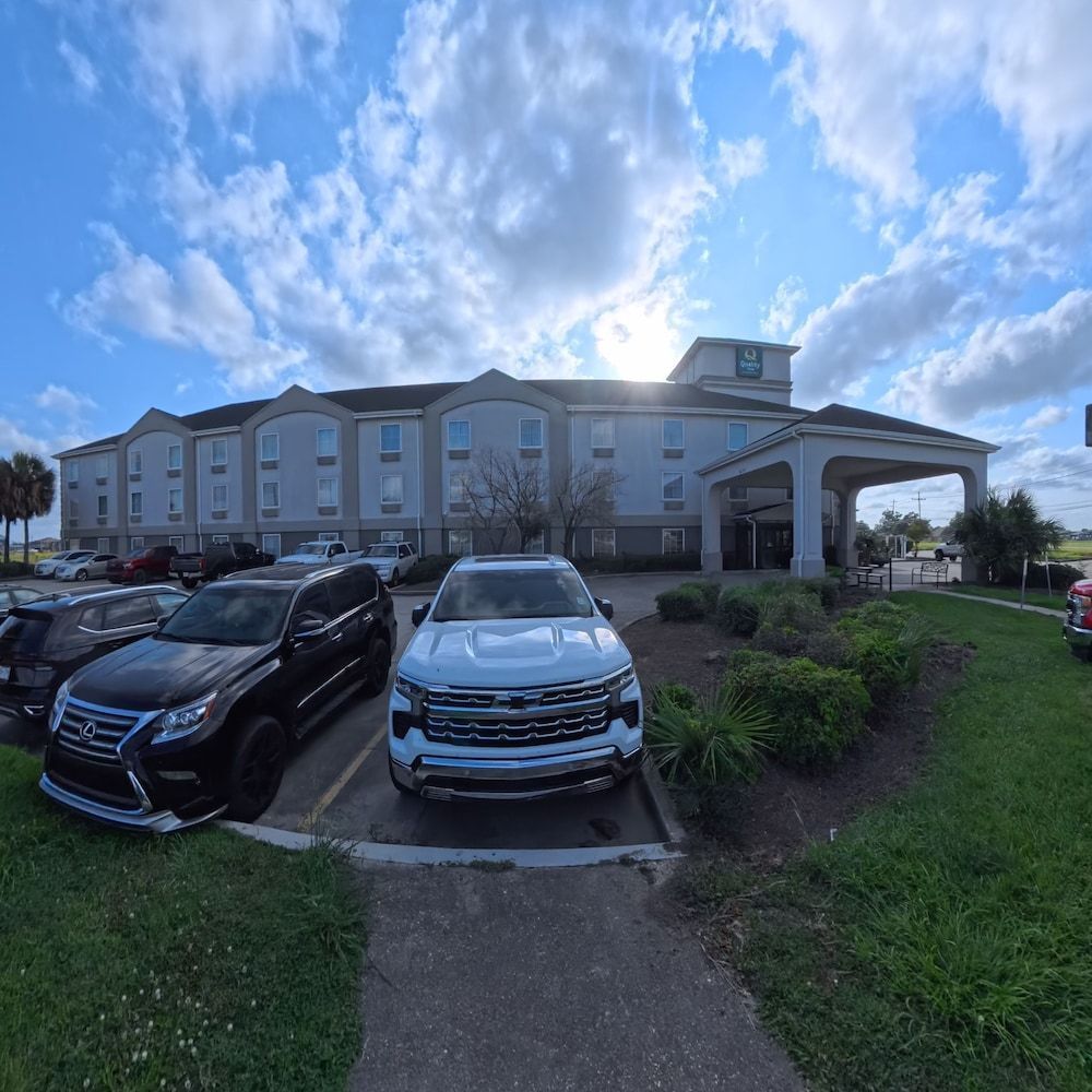 Quality Inn & Suites Houma 1