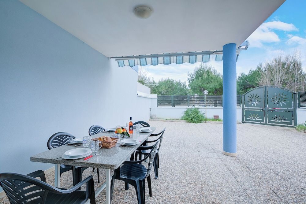 Villetta Azzurra near the sea 1