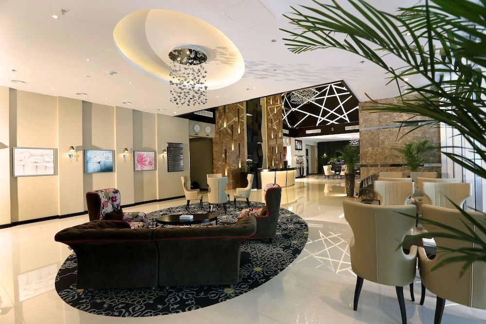 Premier Hotel 2