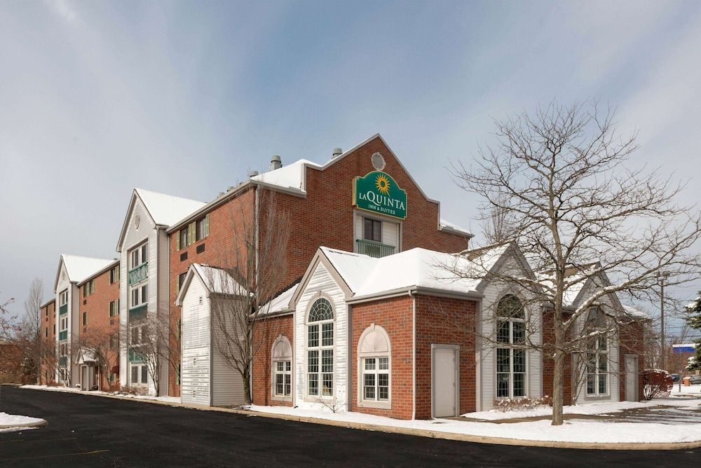 La Quinta by Wyndham Cleveland Macedonia 1